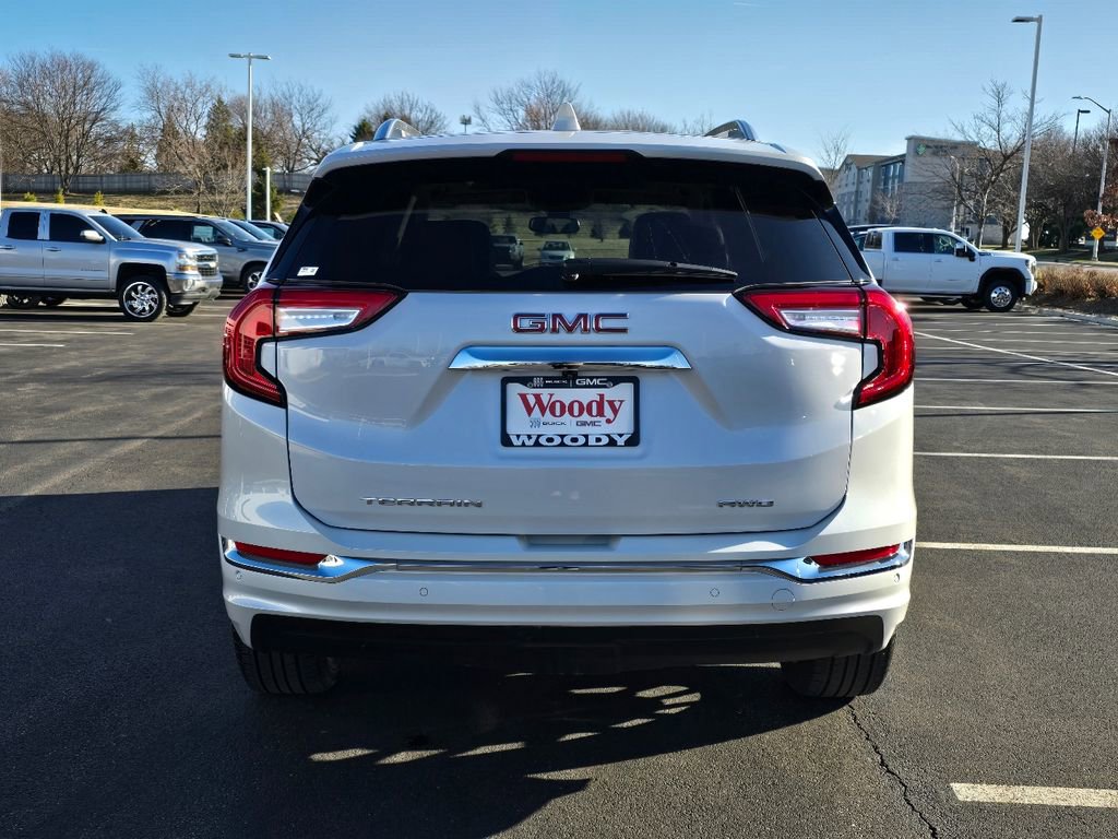 Certified 2023 GMC Terrain Denali w/ Denali Premium Package image 9