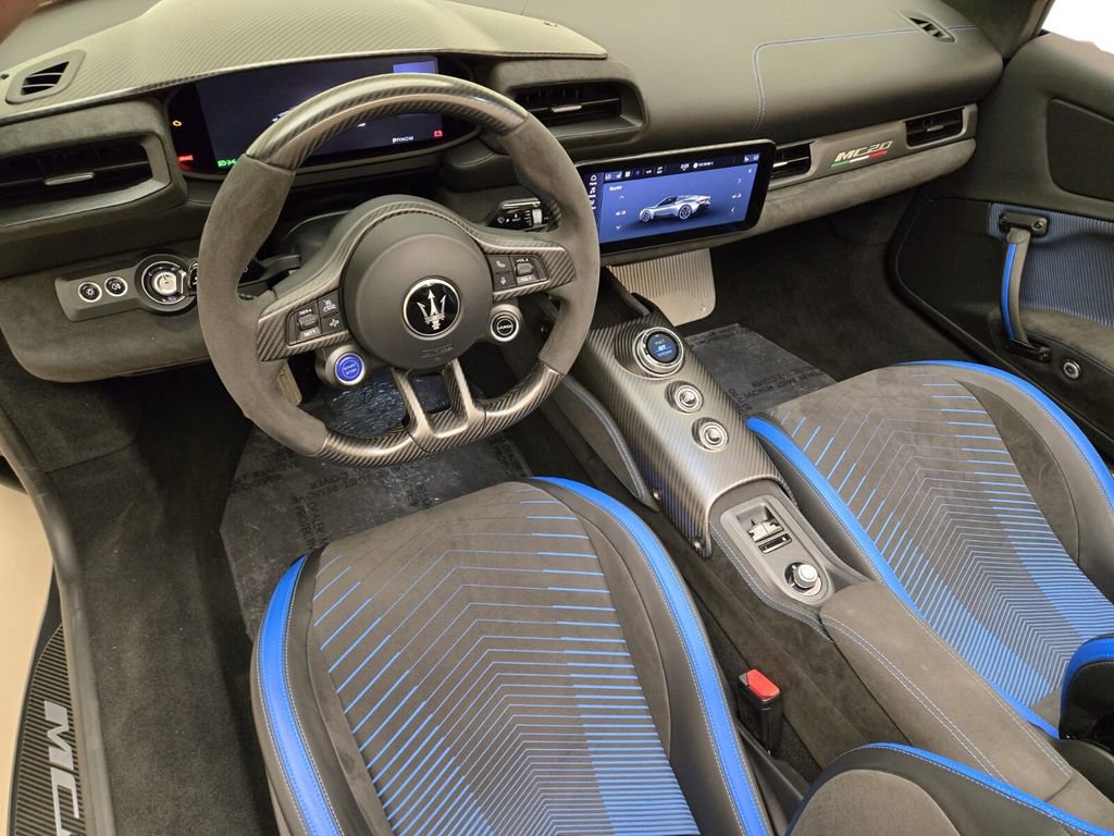 Used 2023 Maserati MC20 Spyder image 18