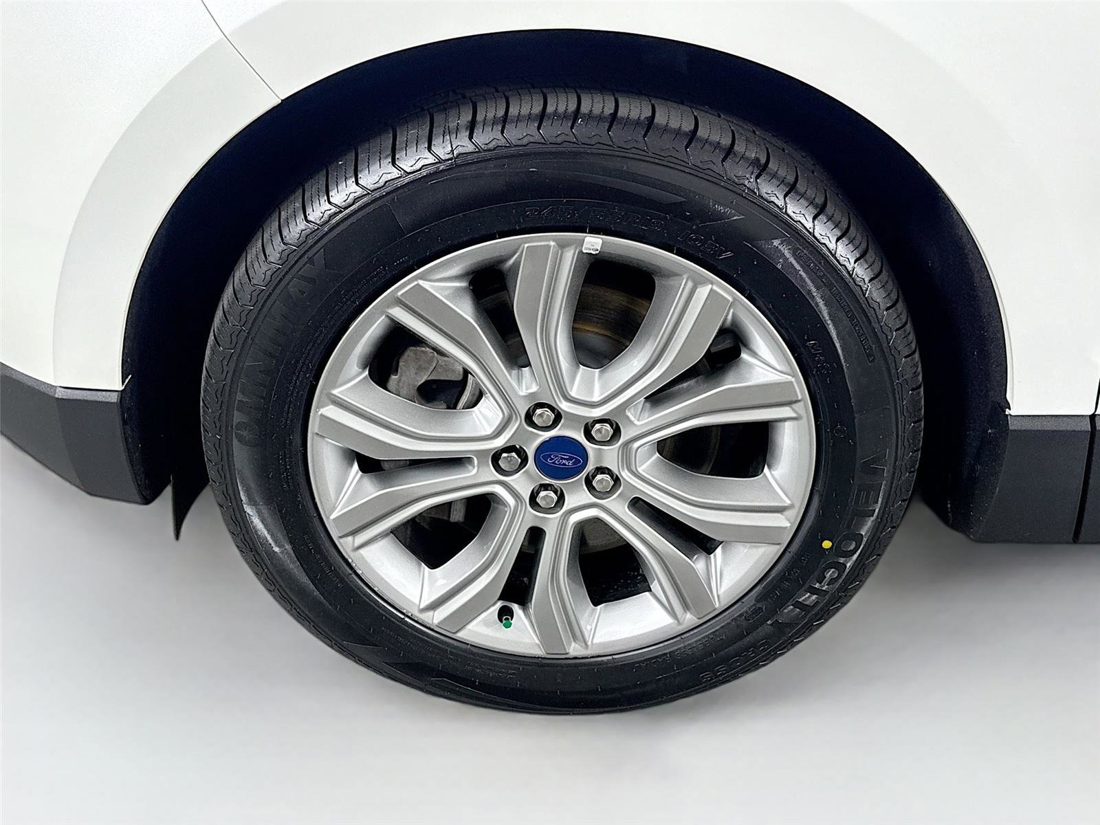 Used 2022 Ford Edge Titanium AWD/4WD image 47