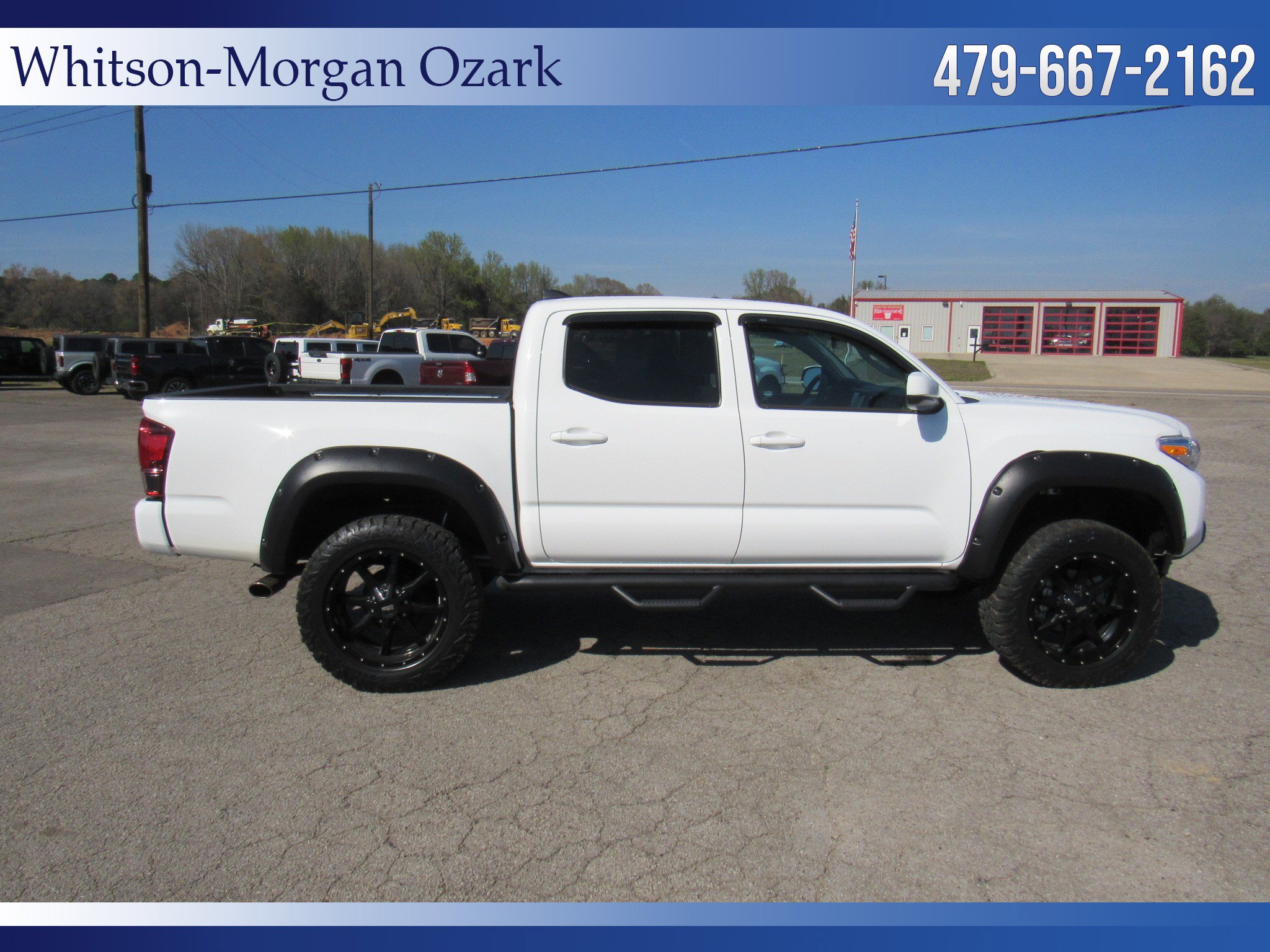 Used 2022 Toyota Tacoma SR AWD/4WD image 17