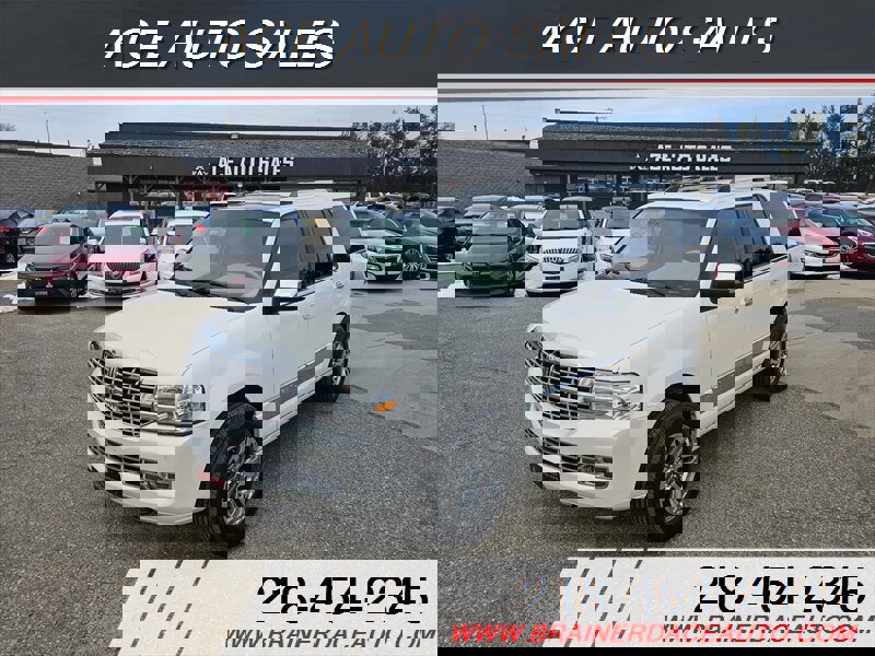 Used 2013 Lincoln Navigator 4WD w/ HD Trailer Tow Pkg image 1