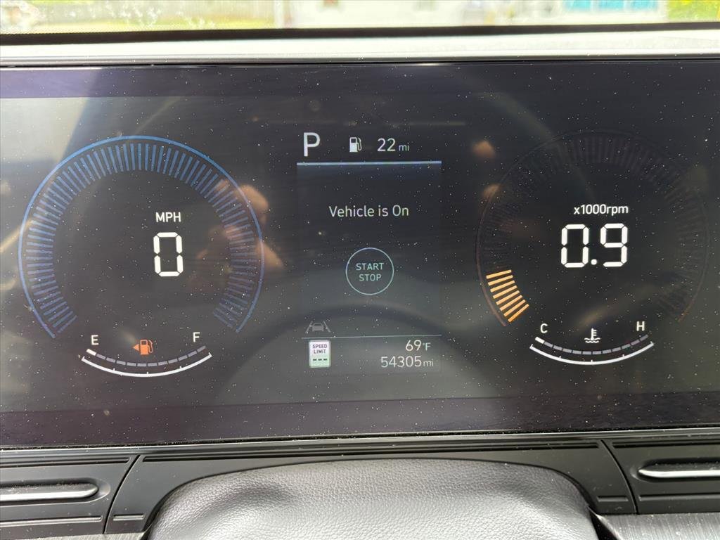 Certified 2024 Hyundai Kona SEL AWD/4WD image 7