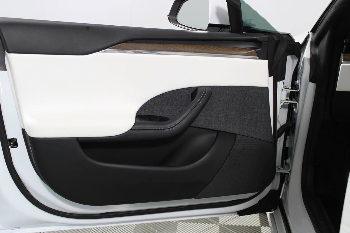 Used 2022 Tesla Model S AWD/4WD image 6