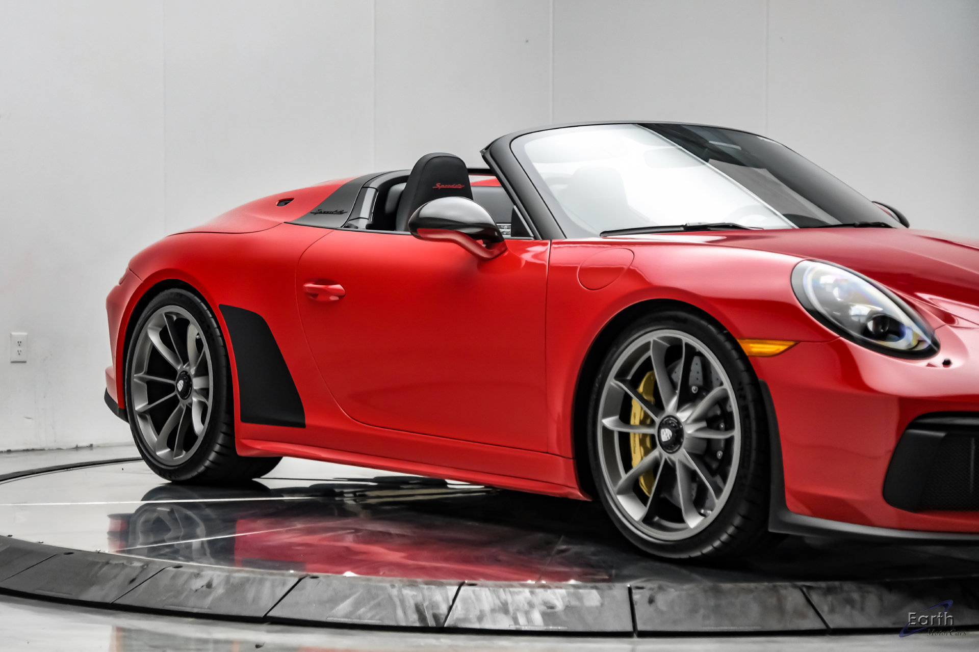 Used 2019 Porsche 911 Speedster RWD image 34