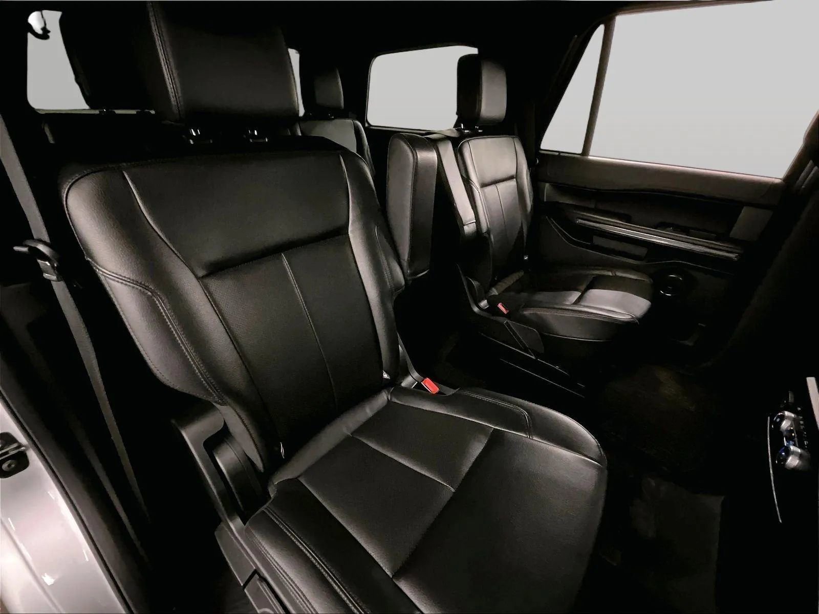 Certified 2021 Ford Expedition XLT image 26