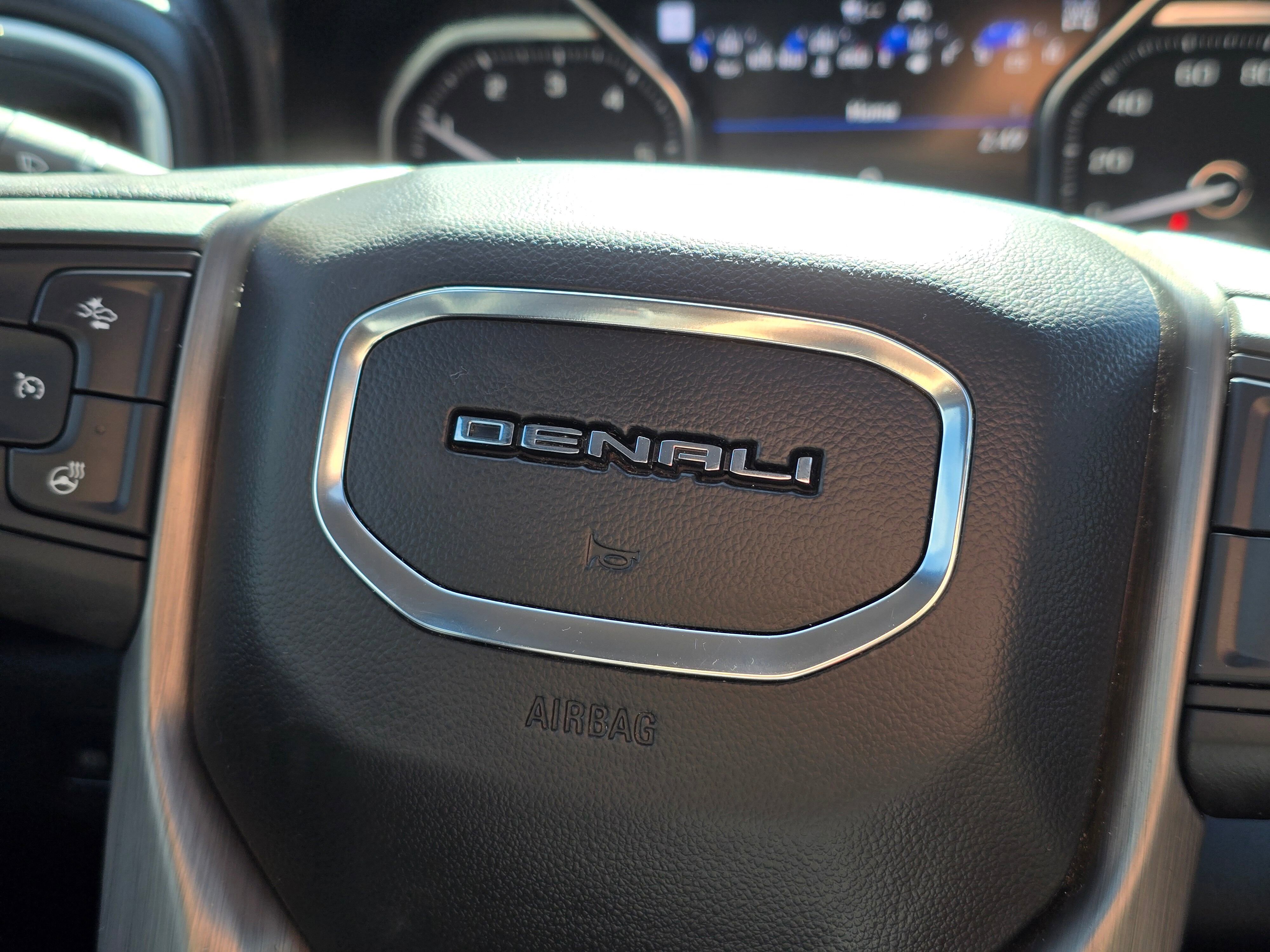 Used 2021 GMC Sierra 1500 Denali w/ Driver Alert Package II image 30