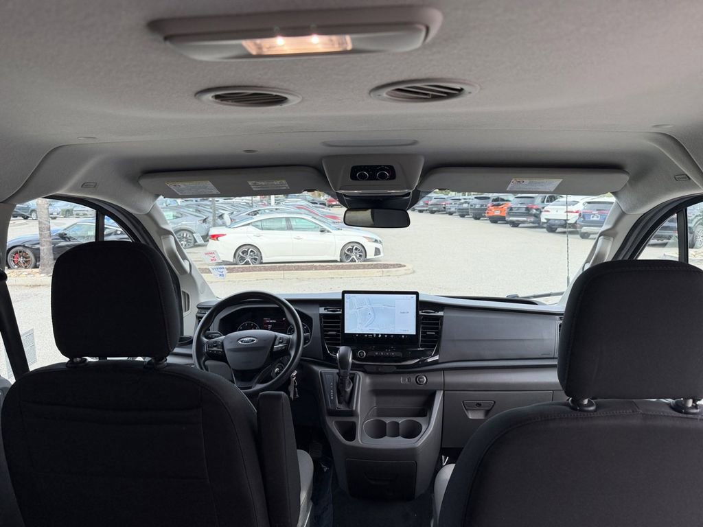 Used 2023 Ford Transit 350 XLT image 28