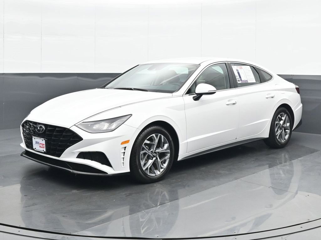 Used 2023 Hyundai Sonata SEL w/ Cargo Package image 2