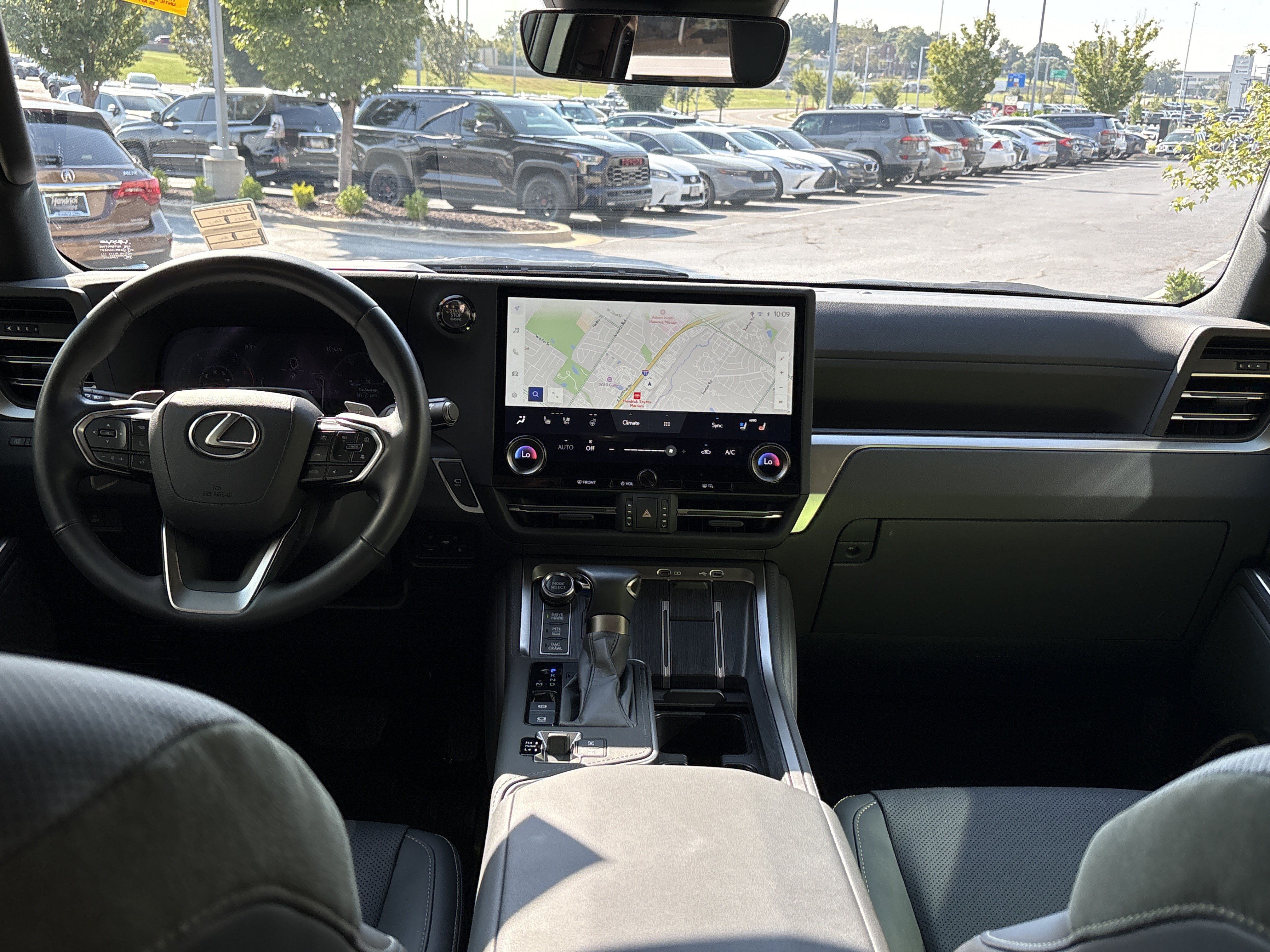 Used 2024 Lexus GX 550 AWD/4WD image 29