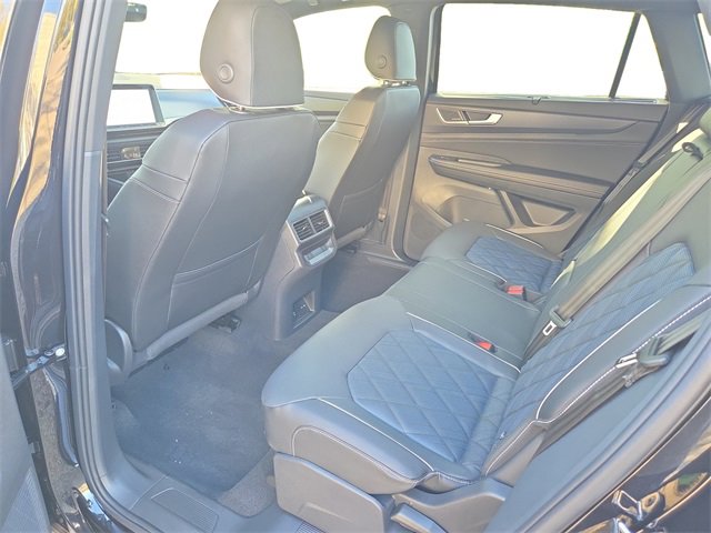 New 2026 Volkswagen Atlas Cross Sport SEL Premium R-Line image 16