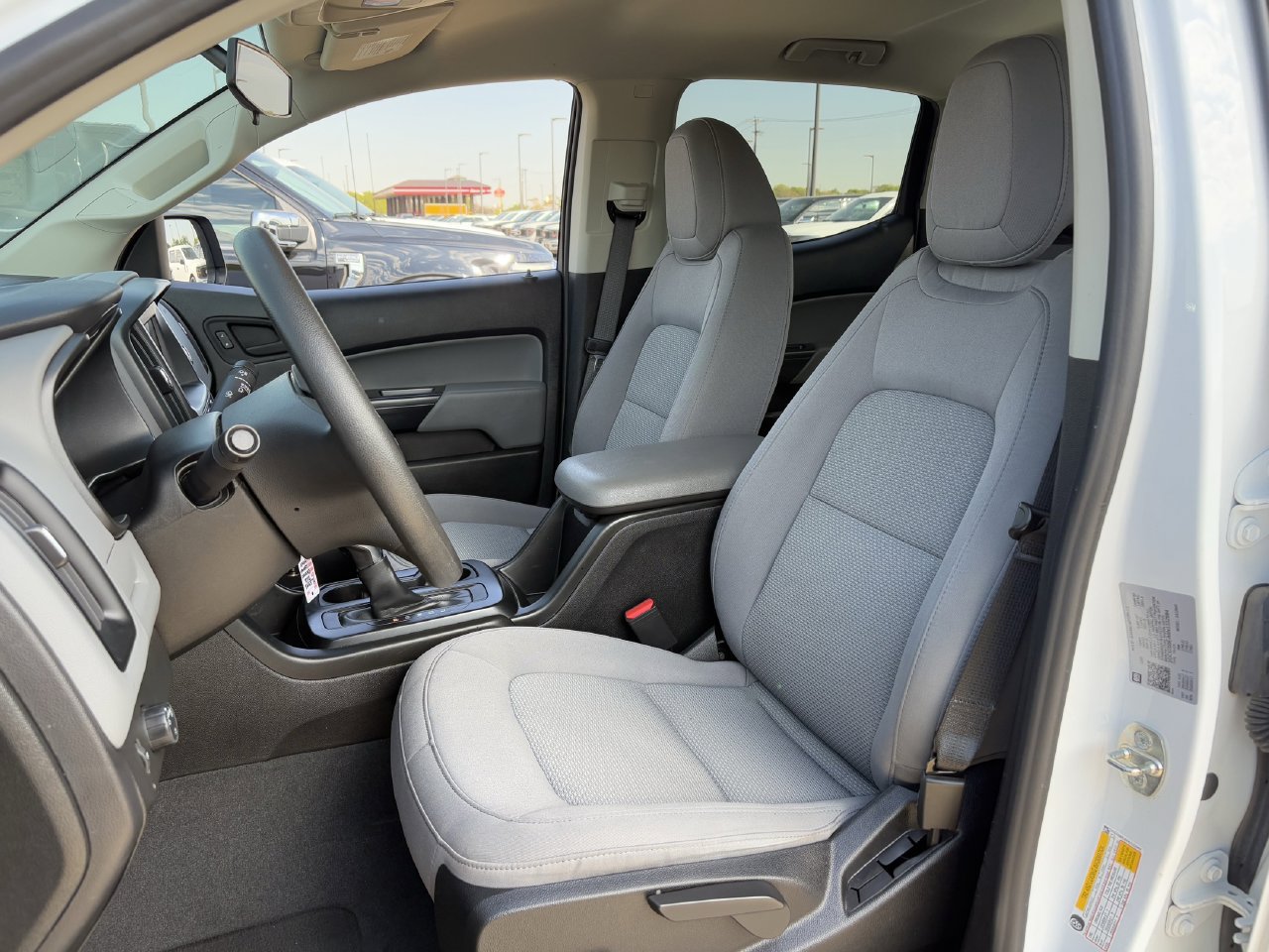 Used 2022 Chevrolet Colorado W/T w/ WT Convenience Package RWD image 24