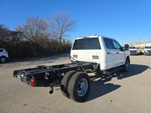 New 2026 Ford F350 XL w/ XL Chrome Package image 4