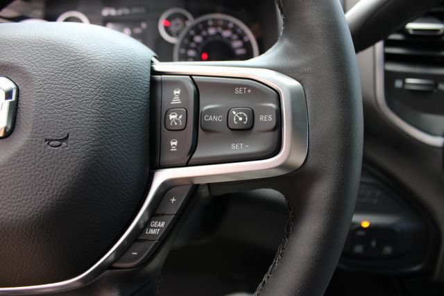 New 2027 RAM 2500 Big Horn AWD/4WD image 17