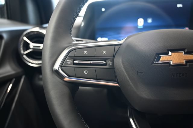New 2027 Chevrolet Equinox LT w/ Convenience Package II FWD image 23