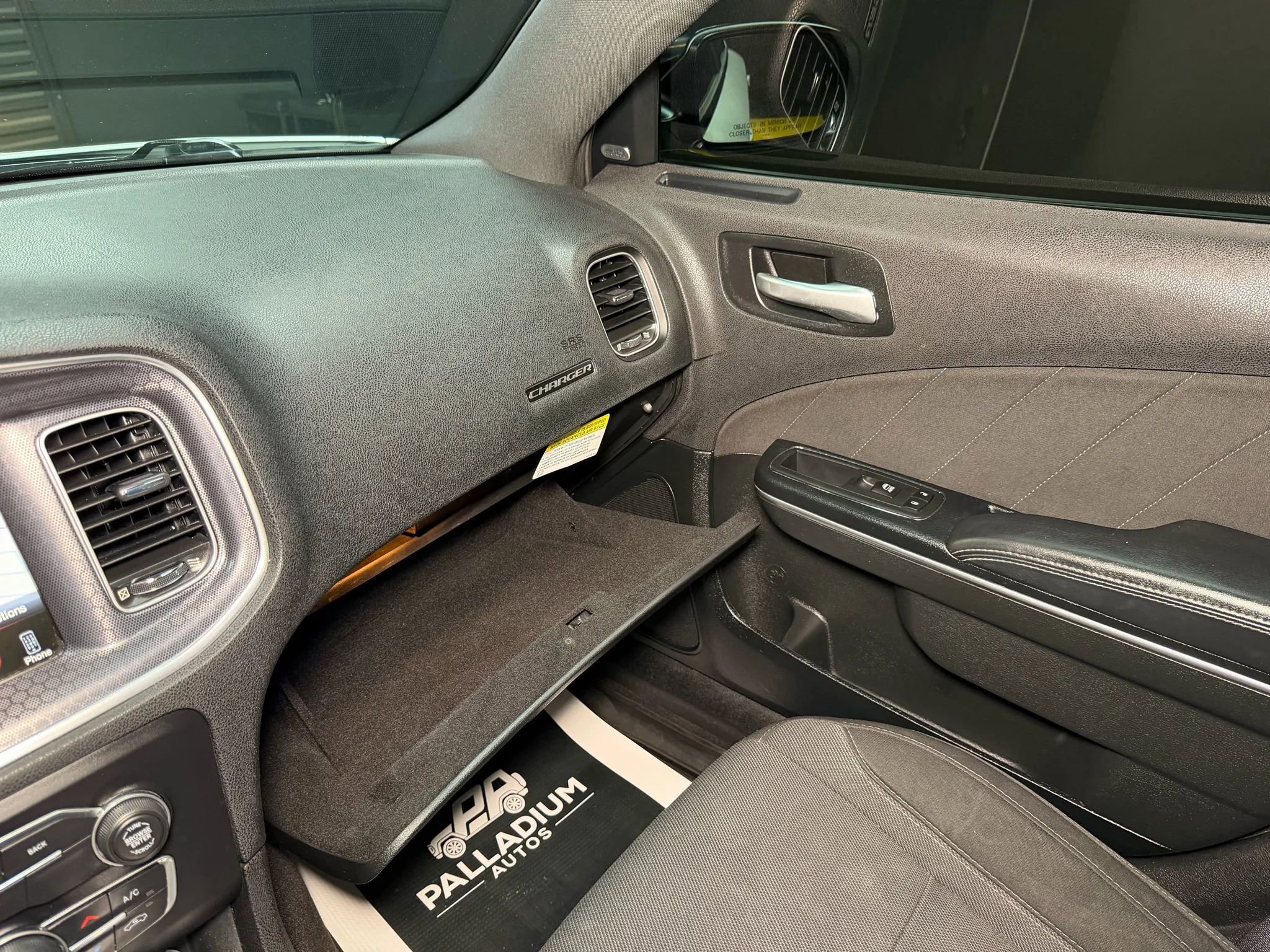 Used 2016 Dodge Charger R/T w/ Navigation & Travel Group image 49