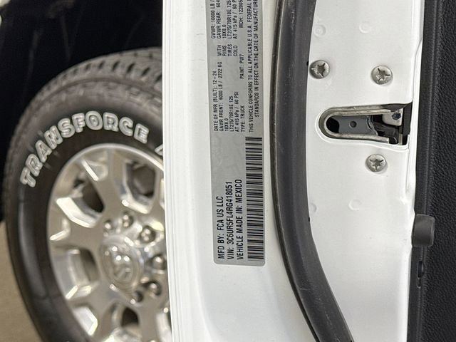 Used 2024 RAM 2500 Laramie image 30