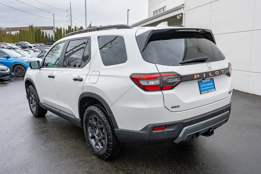 New 2026 Honda Pilot TrailSport image 8