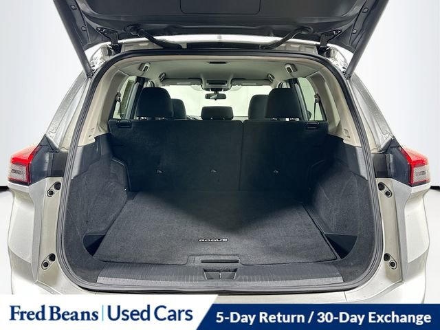 Used 2024 Nissan Rogue SV image 26