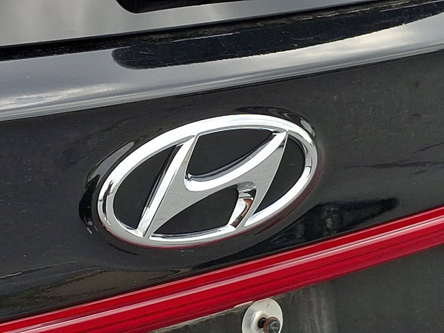Certified 2022 Hyundai Santa Fe XRT w/ Cargo Package AWD/4WD image 29