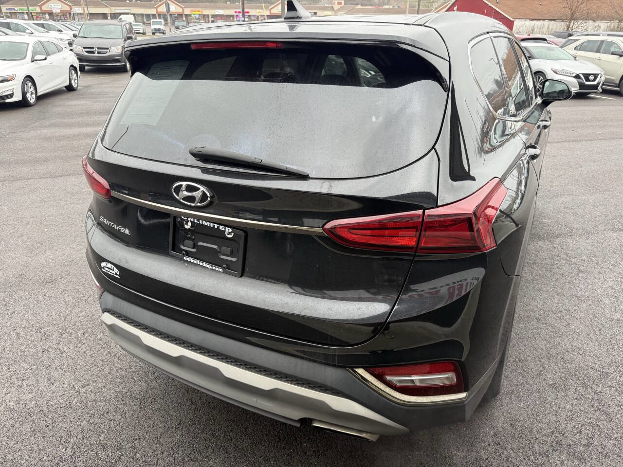 Used 2019 Hyundai Santa Fe SEL w/ Cargo Package FWD image 9