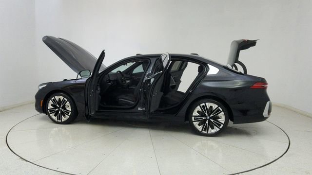 Used 2026 BMW 530i RWD image 72