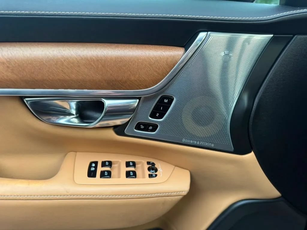 Used 2017 Volvo S90 T6 Inscription w/ Vision Package AWD/4WD image 27