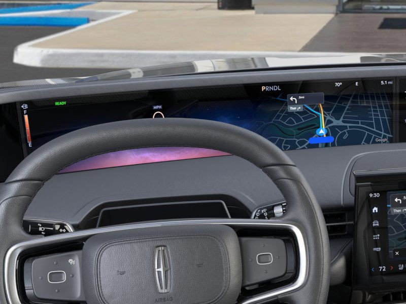 New 2025 Lincoln Nautilus Reserve image 13