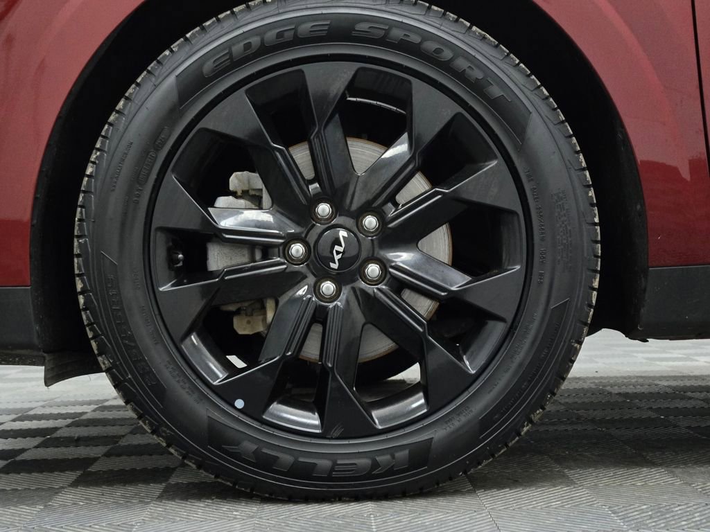 Used 2024 Kia Carnival SX image 17