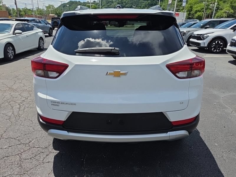 Used 2025 Chevrolet TrailBlazer LT AWD/4WD image 6