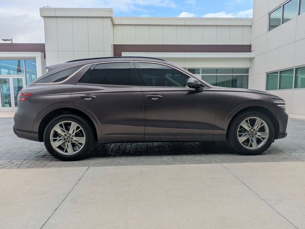 Used 2023 Genesis GV70 3.5T Sport w/ Sport Advanced Package image 4