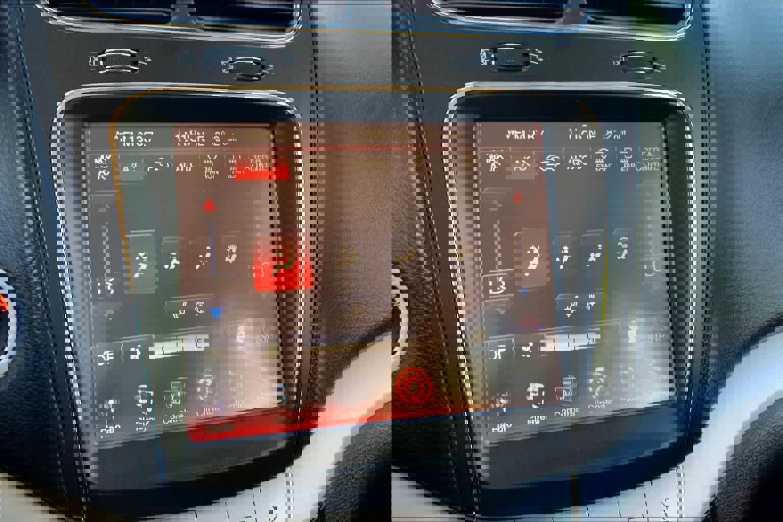 Used 2014 Dodge Journey Limited w/ Flexible Seating Group image 29