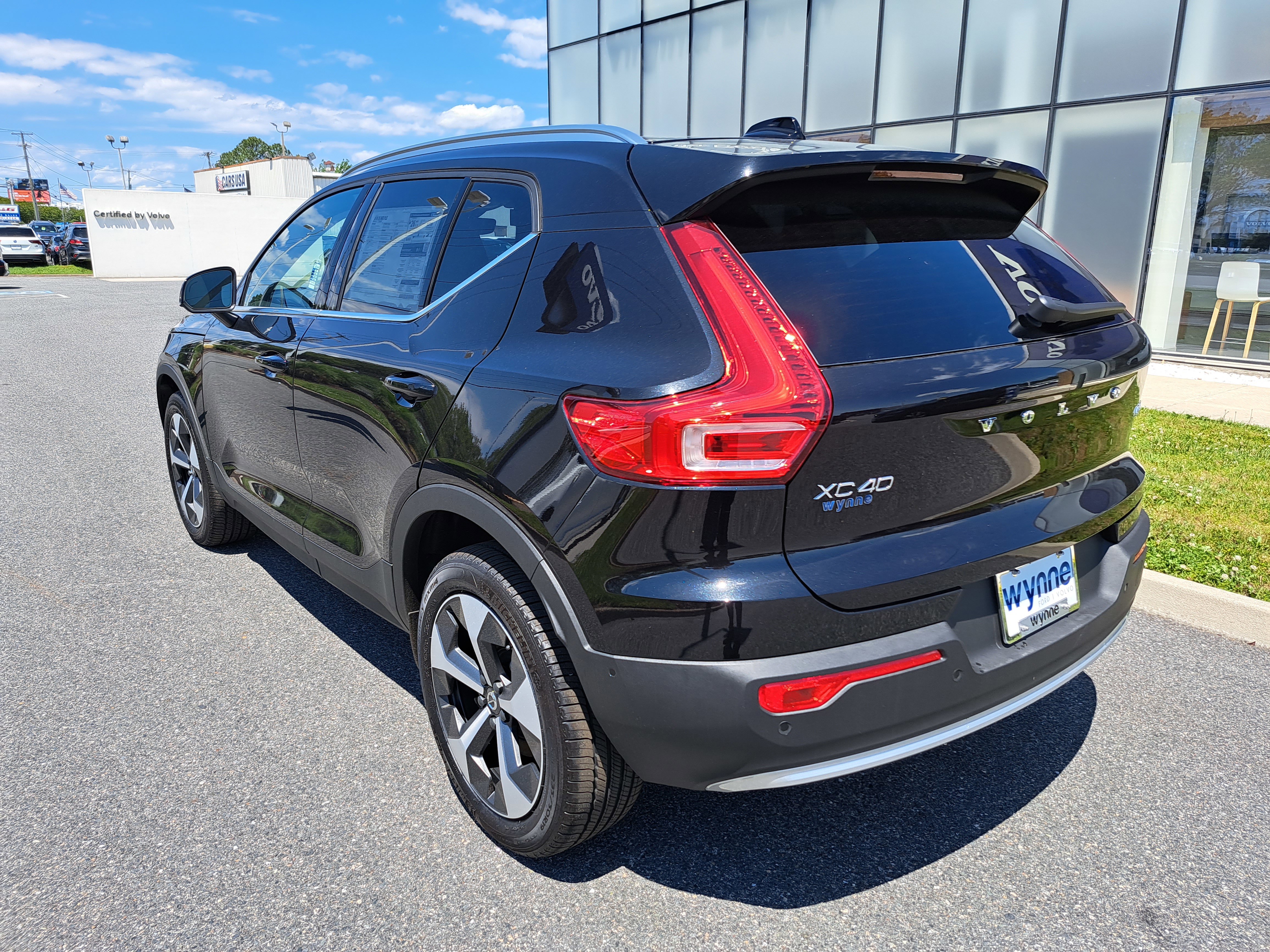 New 2026 Volvo XC40 B5 Plus w/ Protection Package Premier image 4