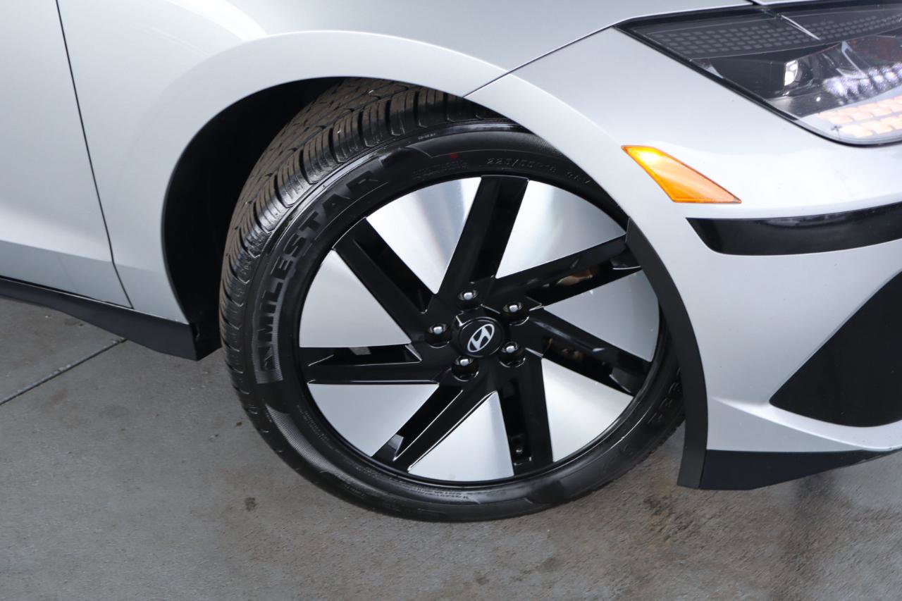 Used 2023 Hyundai Ioniq 6 SE image 3