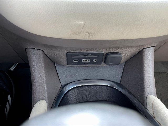 Used 2024 Chevrolet Malibu LT FWD image 18