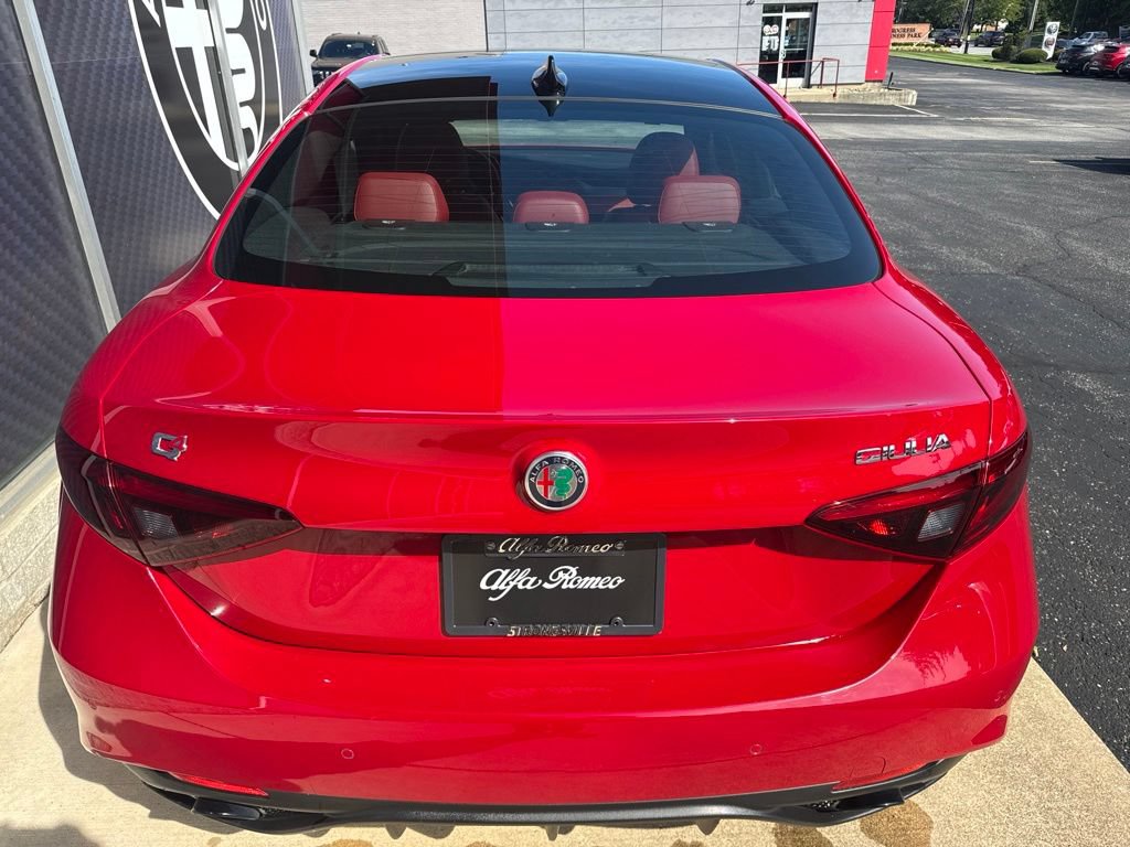 Used 2021 Alfa Romeo Giulia Ti Sport AWD/4WD image 11