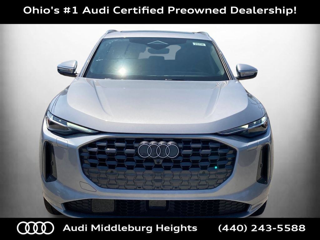 Certified 2025 Audi Q5 Premium w/ Convenience Package AWD/4WD image 10
