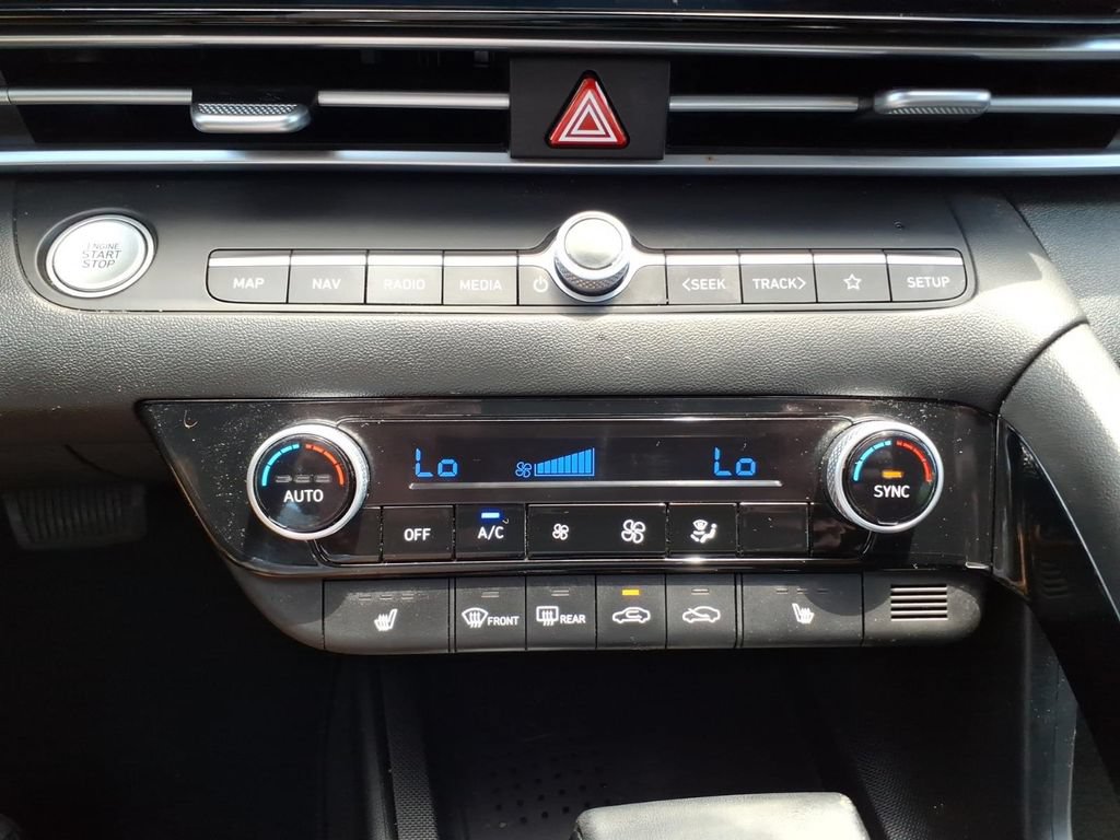 Certified 2023 Hyundai Elantra SEL w/ Convenience Package FWD image 21