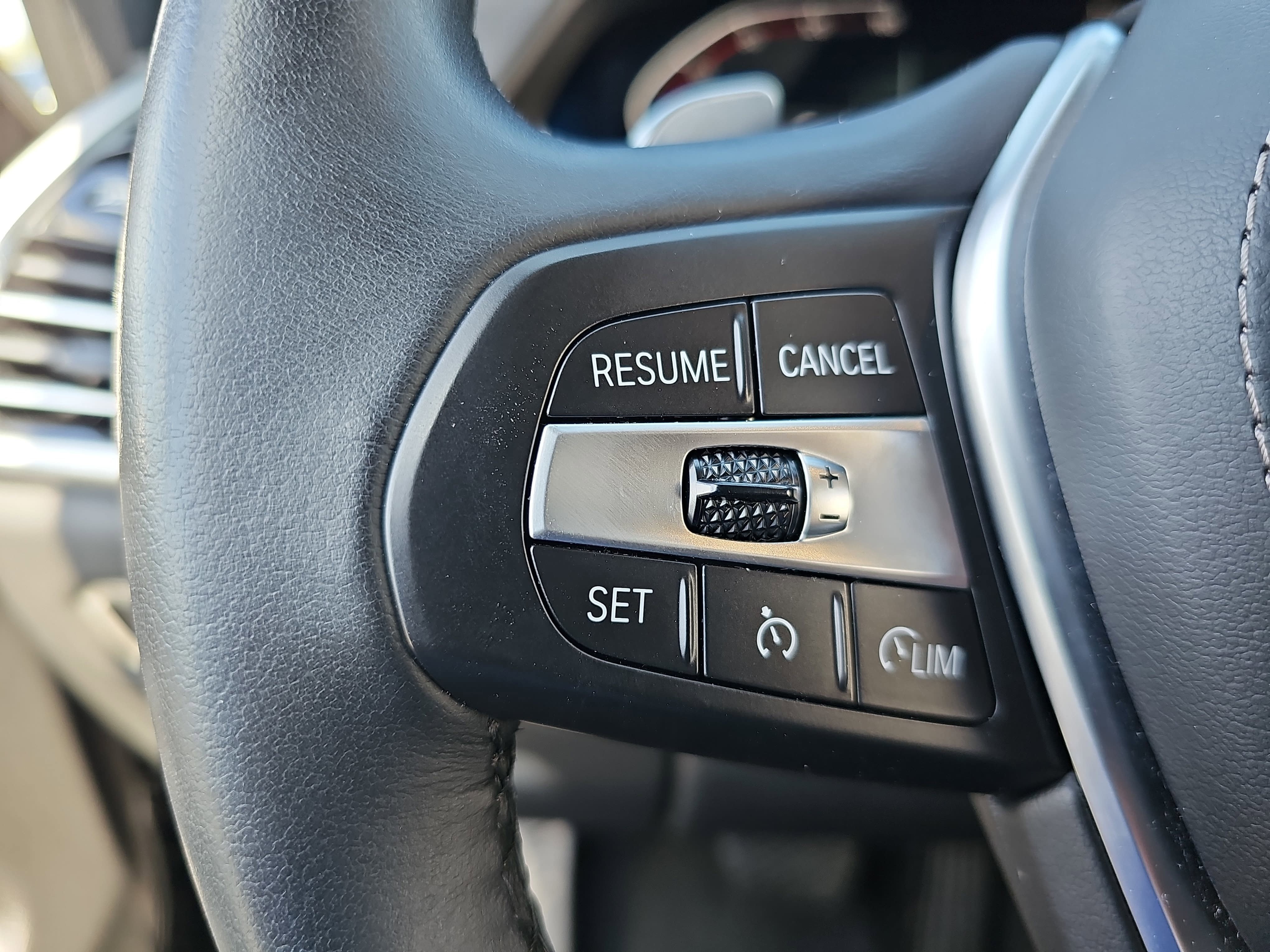 Certified 2022 BMW X5 sDrive40i w/ Premium Package image 17