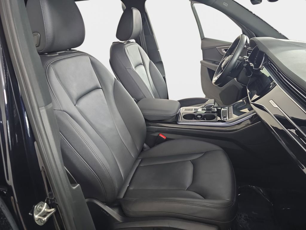 Used 2021 Audi Q7 3.0T Premium w/ Convenience Package image 10