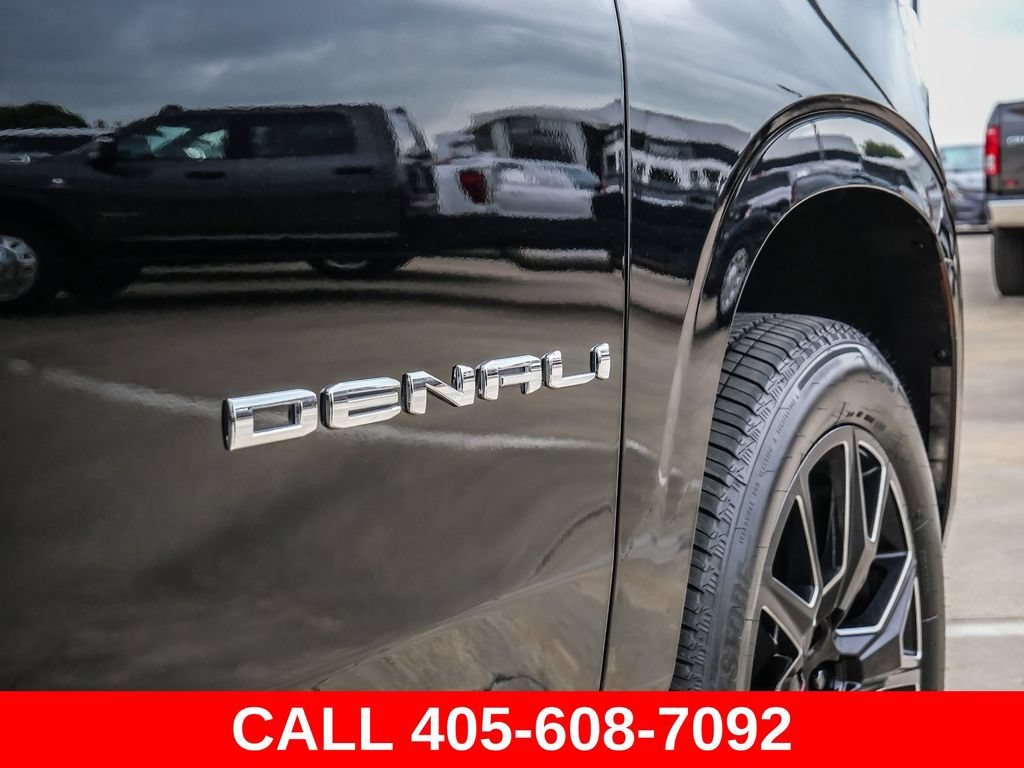 Used 2023 GMC Yukon Denali w/ LPO, Floor Liner Package AWD/4WD image 18