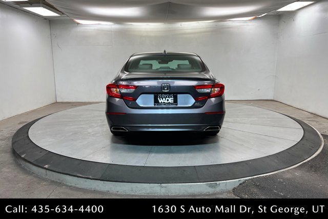 Used 2018 Honda Accord Touring image 4