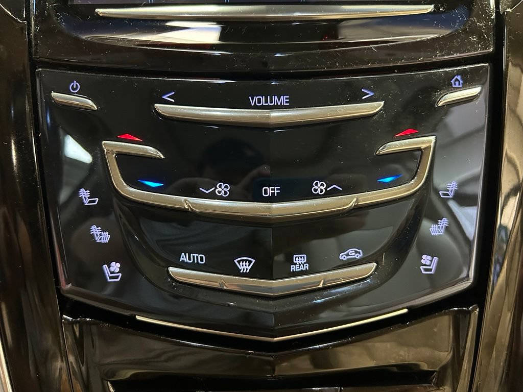 Used 2017 Cadillac Escalade Premium Luxury AWD/4WD image 15