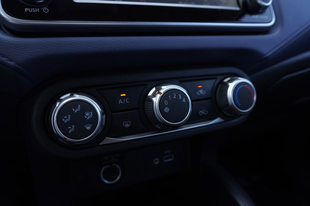 Used 2024 Nissan Versa SV image 17