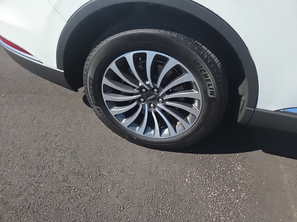 Used 2024 Lincoln Aviator 2WD w/ Premium Package image 26