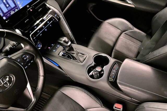 Used 2021 Toyota Venza Limited AWD/4WD image 17