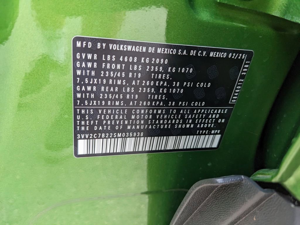 Certified 2025 Volkswagen Taos SE AWD/4WD image 39