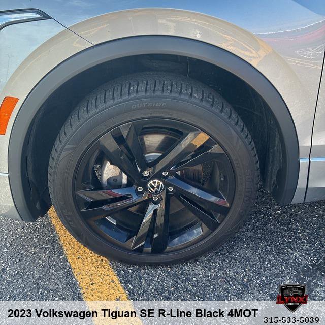 Used 2023 Volkswagen Tiguan SE R-Line image 19