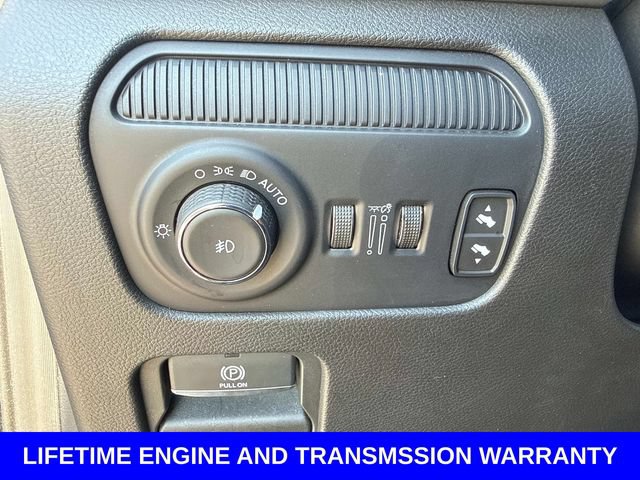 Used 2024 Jeep Wagoneer L Series II RWD image 33