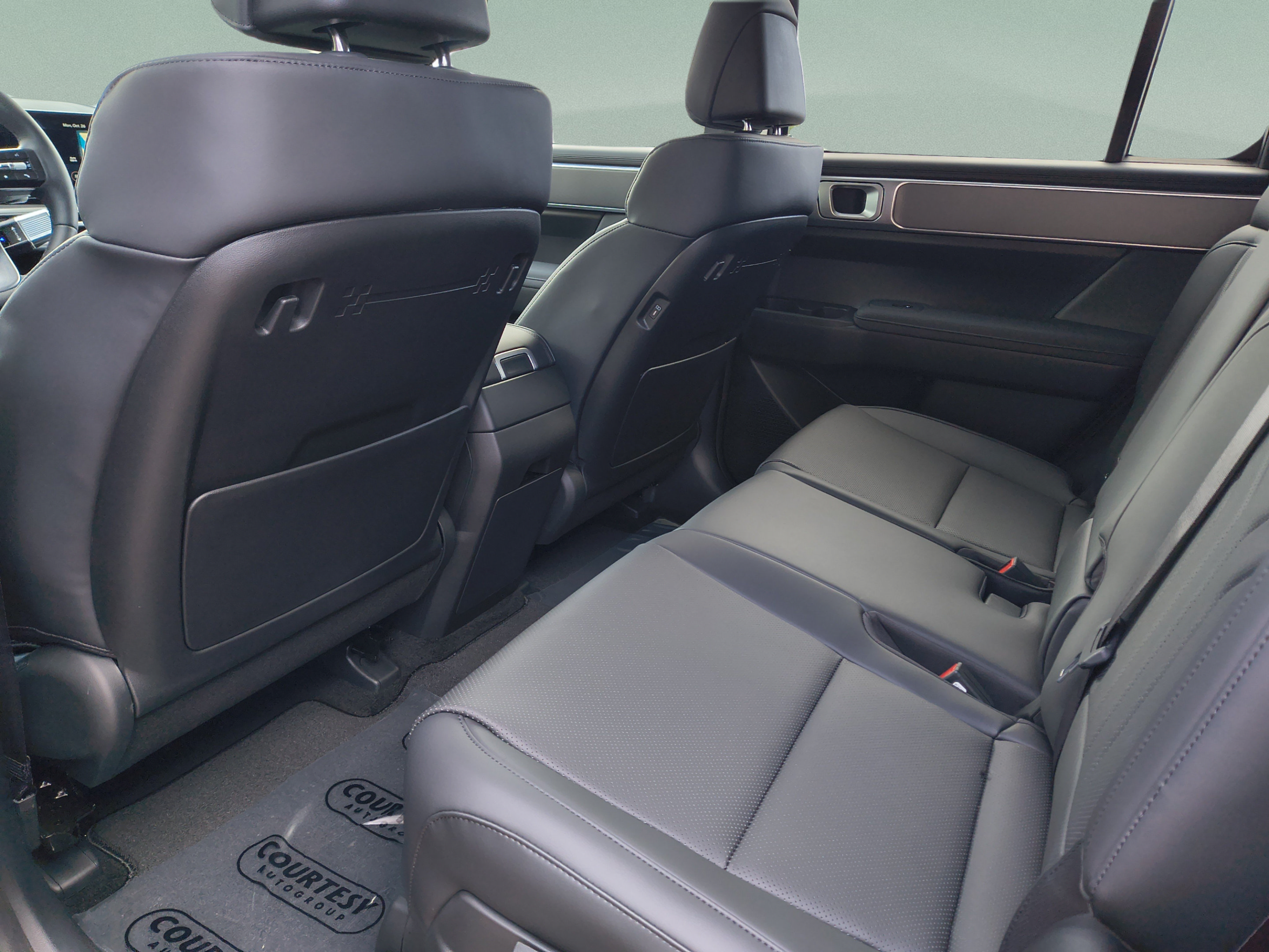 New 2027 Hyundai Santa Fe XRT AWD/4WD image 14