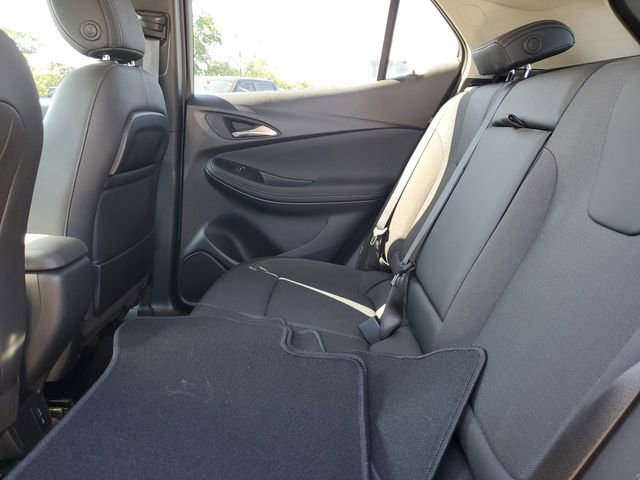 Used 2023 Buick Encore GX Select w/ Sport Touring Package FWD image 11